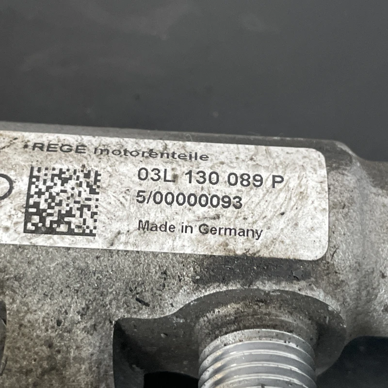Rampa injectoare cu senzor / Audi A4 B8 2011 / Motor, racire si evacuare
