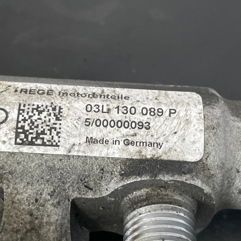 Rampa injectoare cu senzor / Audi A4 B8 2011 / Motor, racire si evacuare