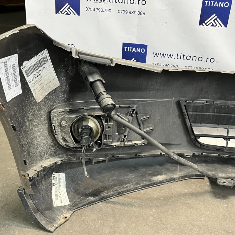 Bara fata / Volkswagen Tiguan 5N facelift 2012 / Caroserie, oglinzi si faruri