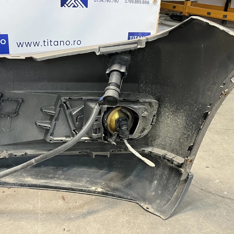 Bara fata / Volkswagen Tiguan 5N facelift 2012 / Caroserie, oglinzi si faruri