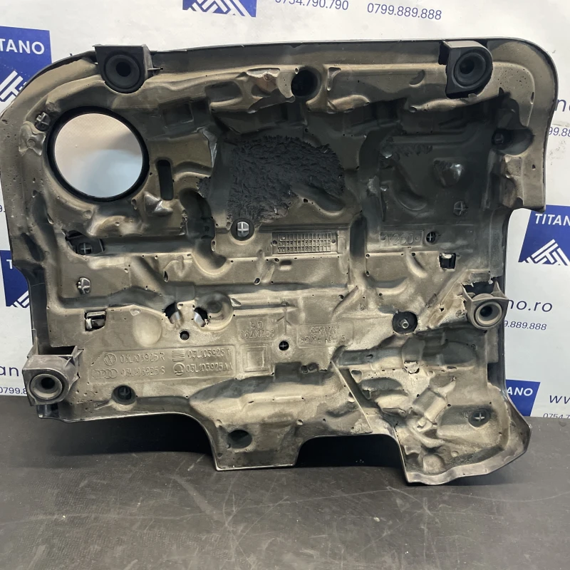 Capac motor / Volkswagen Tiguan 5N facelift 2012 / Motor, racire si evacuare