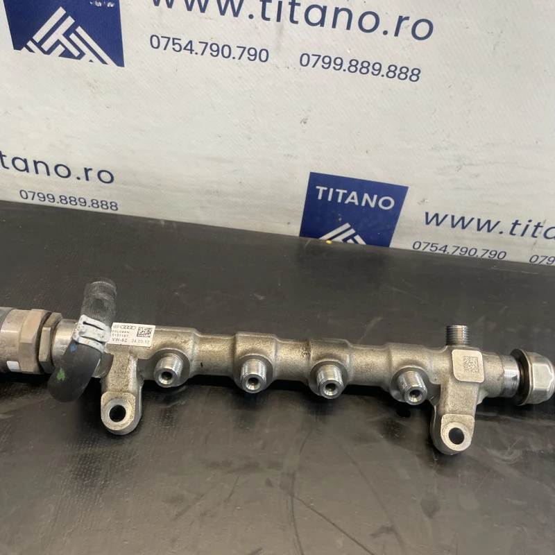 Rampa injectoare cu senzor Volkswagen Tiguan 5N facelift 2012