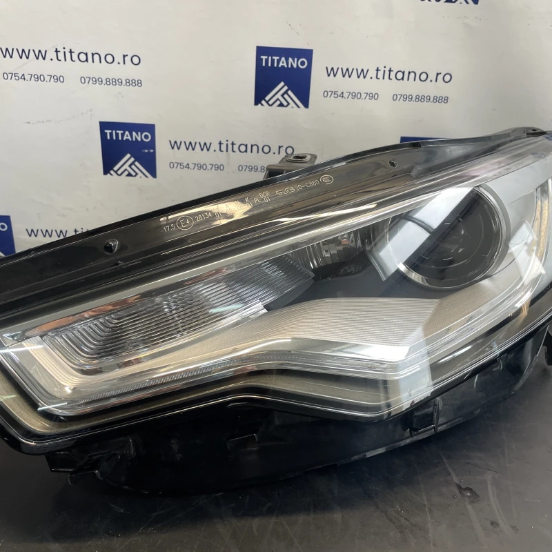 Far stanga xenon / Audi A6 Allroad C7 2013 / Caroserie, oglinzi si faruri