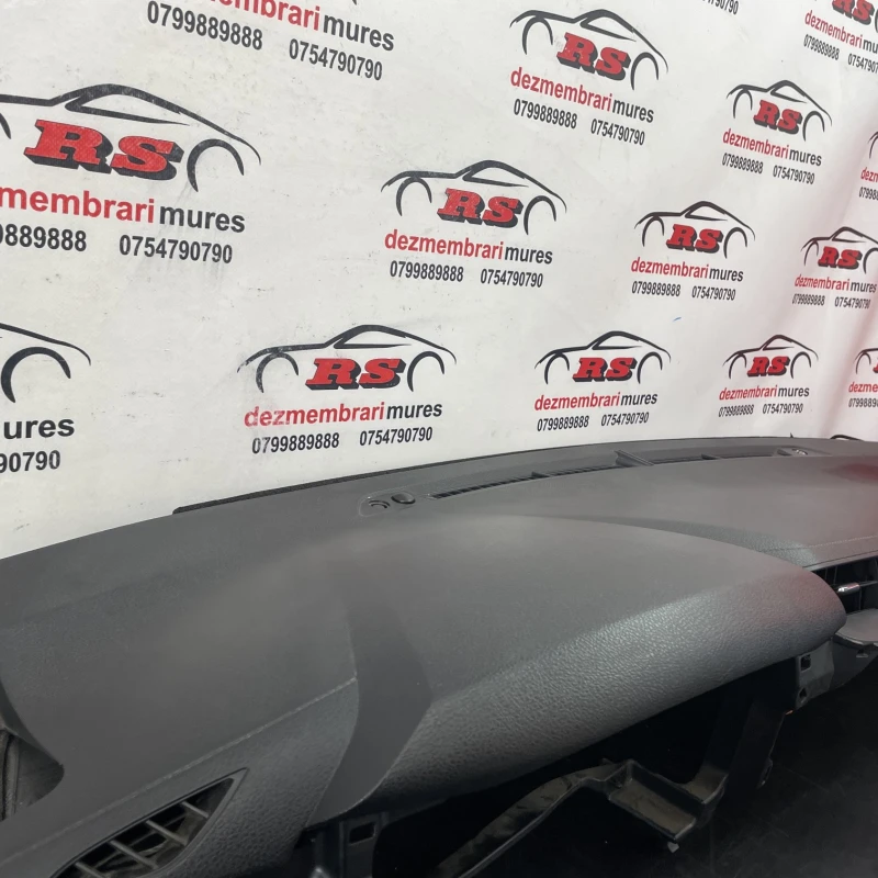 Plansa bord / Toyota Hilux  2018 / Interior