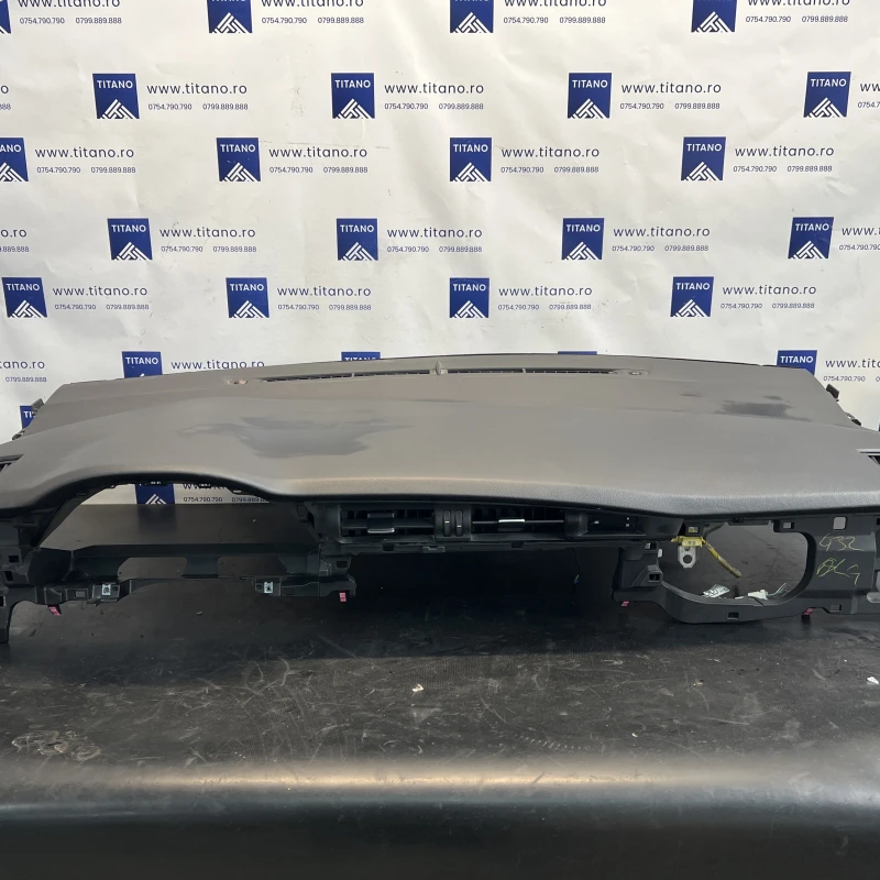 Plansa bord / Toyota Auris E180 2014 / Interior