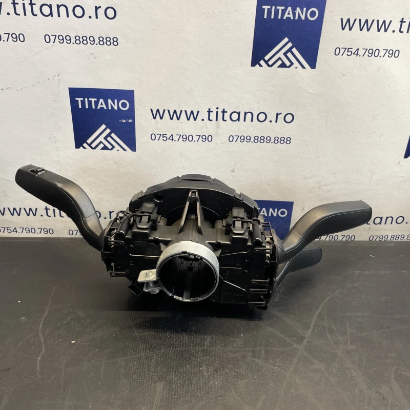 Spira volan cu manete / Audi A6 Allroad C7 2013 / Audio si electronice