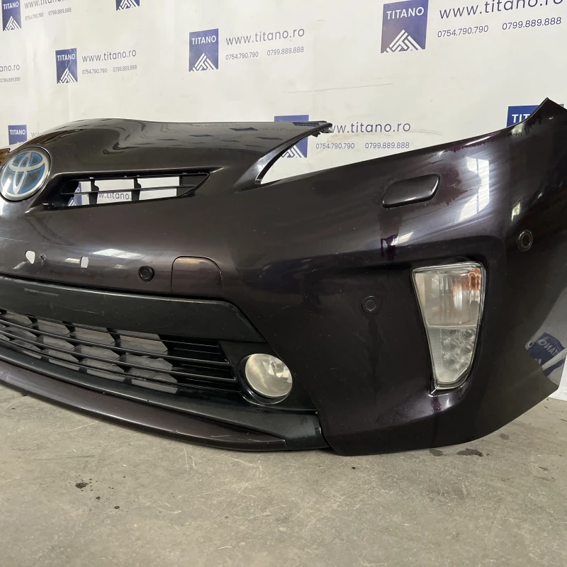 Bara fata / Toyota Prius Prius 3 2012 / Caroserie, oglinzi si faruri