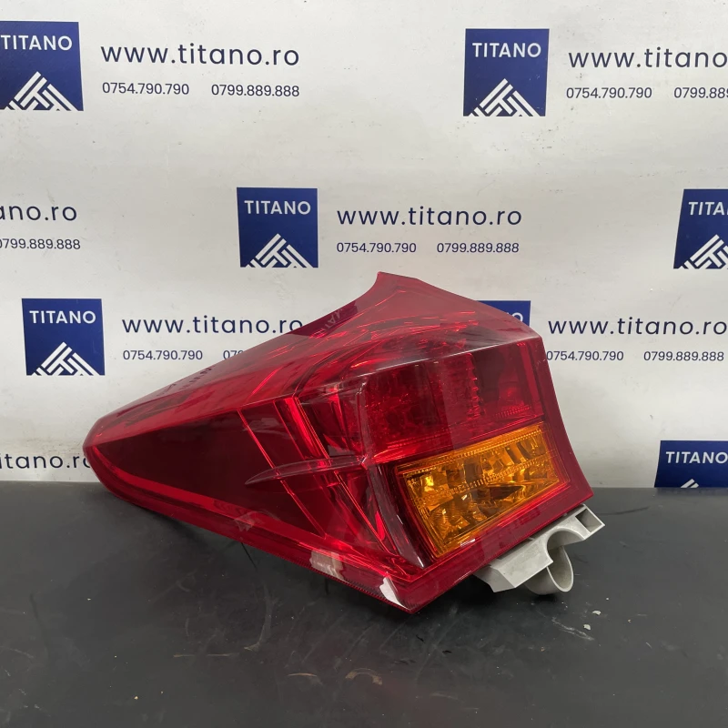 Stop stanga caroserie Toyota Auris E180 2014
