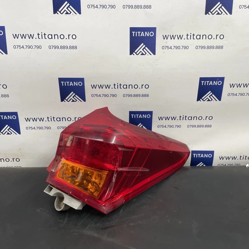 Stop dreapta caroserie / Toyota Auris E180 2014 / Caroserie, oglinzi si faruri