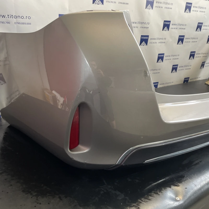 Bara spate / Toyota Auris E180 2014 / Caroserie, oglinzi si faruri