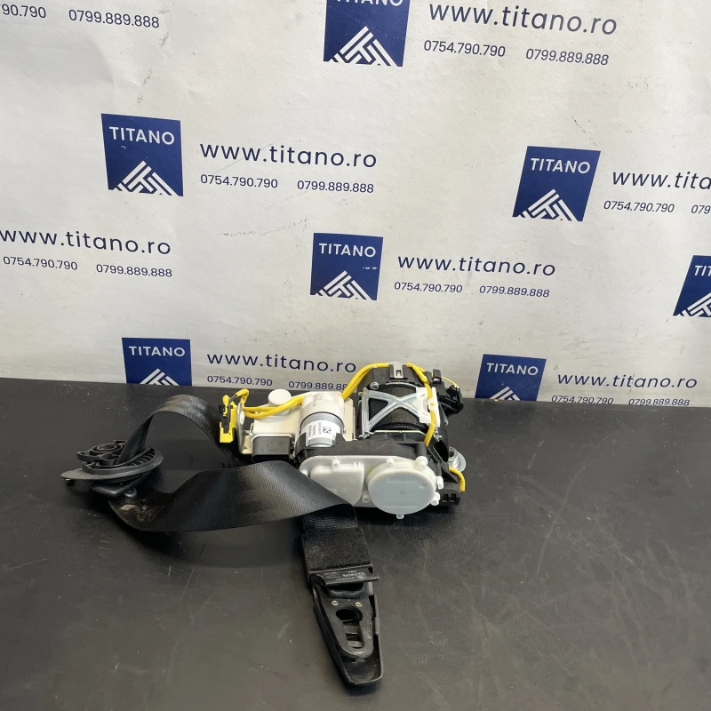 Centura dreapta fata Audi A6 Allroad C7 2013