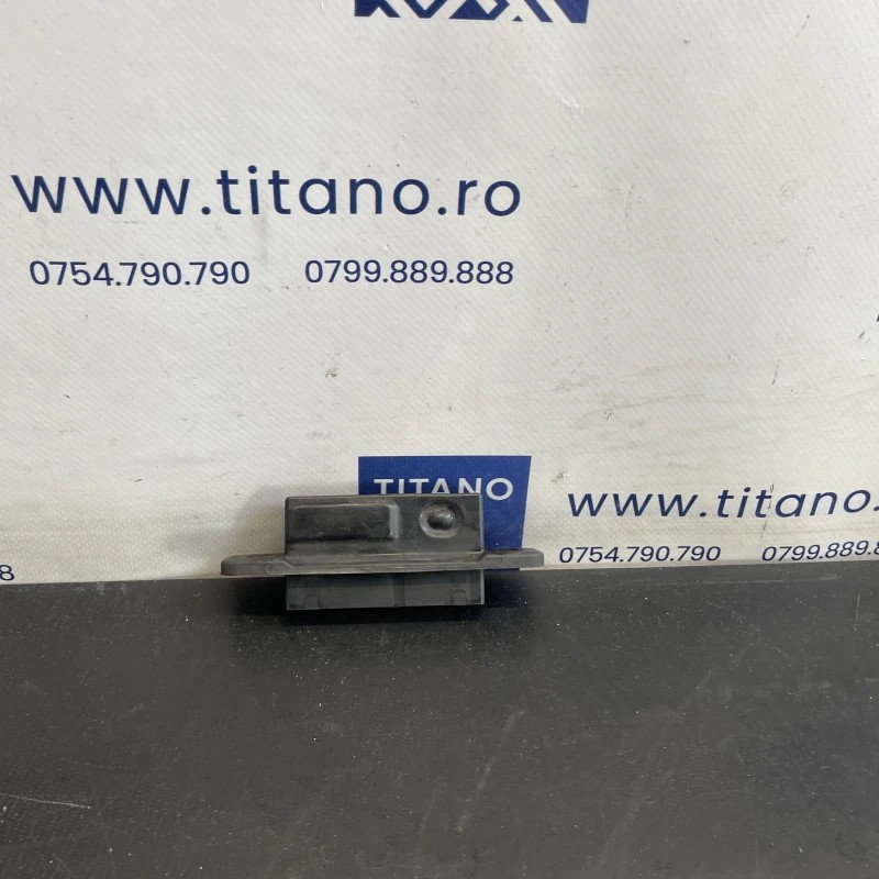 Maner buton deschidere haion / Toyota Prius Prius 3 2012 / Caroserie, oglinzi si faruri