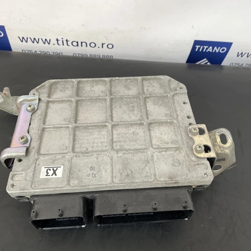 Calculator motor ecu / Toyota Prius Prius 3 2012 / Audio si electronice
