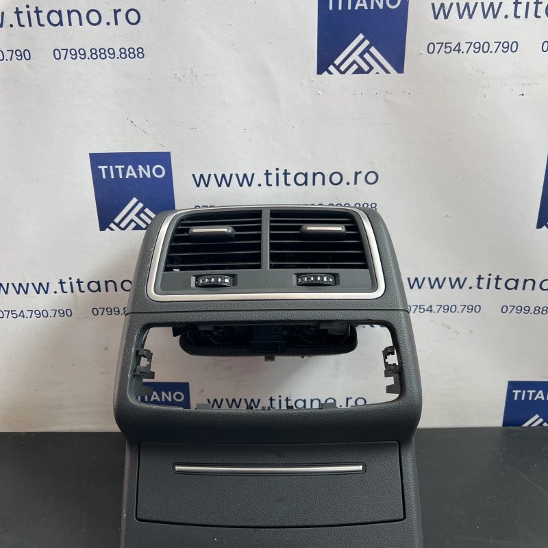 Grila ventilatie aer spate / Audi A6 Allroad C7 2013 / Interior
