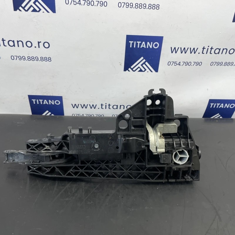 Maner usa stanga spate / Audi A6 Allroad C7 2013 / Caroserie, oglinzi si faruri