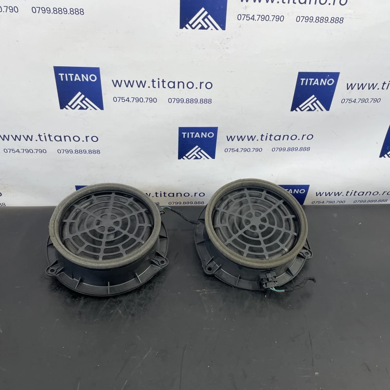 Boxa usa spate Audi A6 Allroad C7 2013