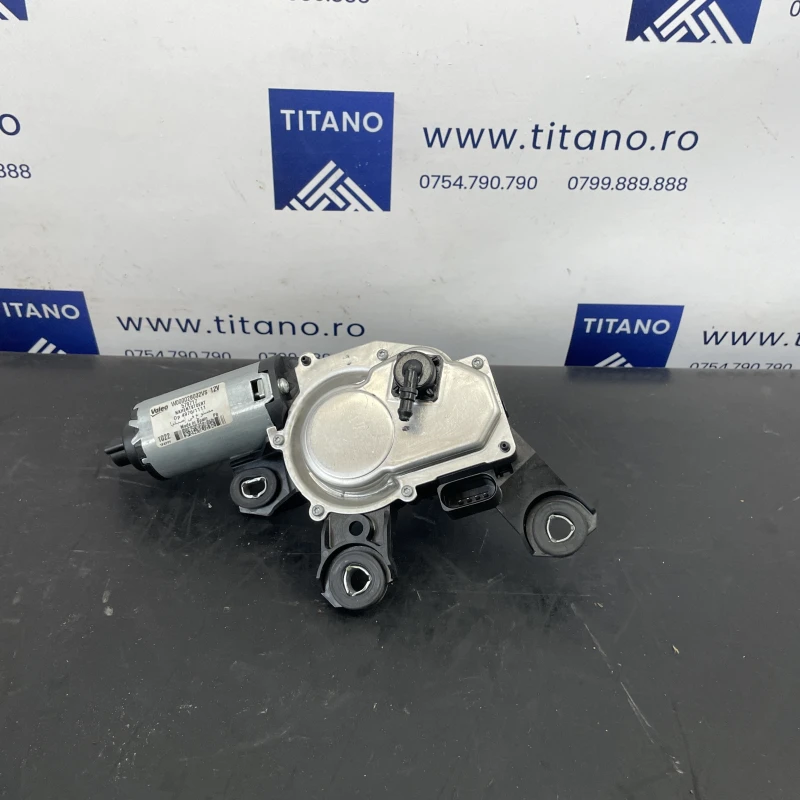 Motoras stergatoare / Audi A6 Allroad C7 2013 / Audio si electronice
