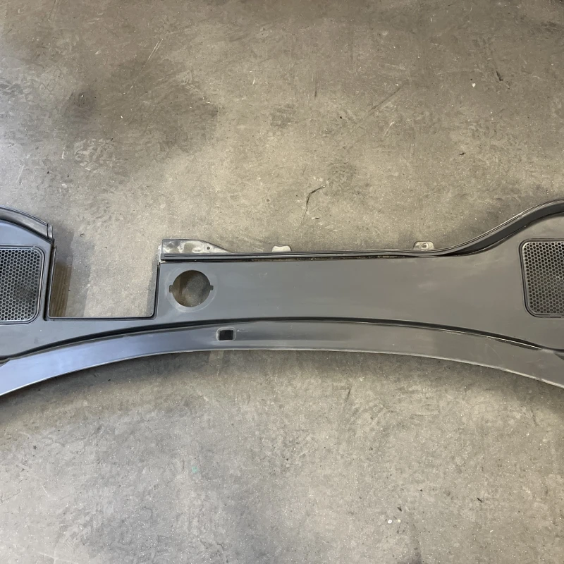 Grila stergatoare / Volvo V60 V60 2014 / Caroserie, oglinzi si faruri