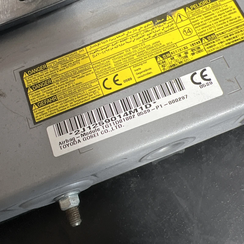Airbag genunchi sofer / Toyota Auris E180 2014 / Interior