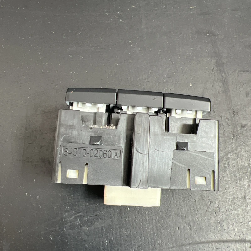 Butoane consola centrala / Toyota Auris E180 2014 / Interior