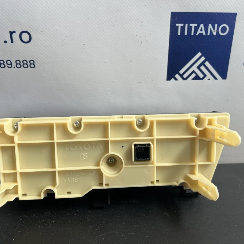 Panou climatronic / Toyota Prius Prius 3 2012 / Climatizare
