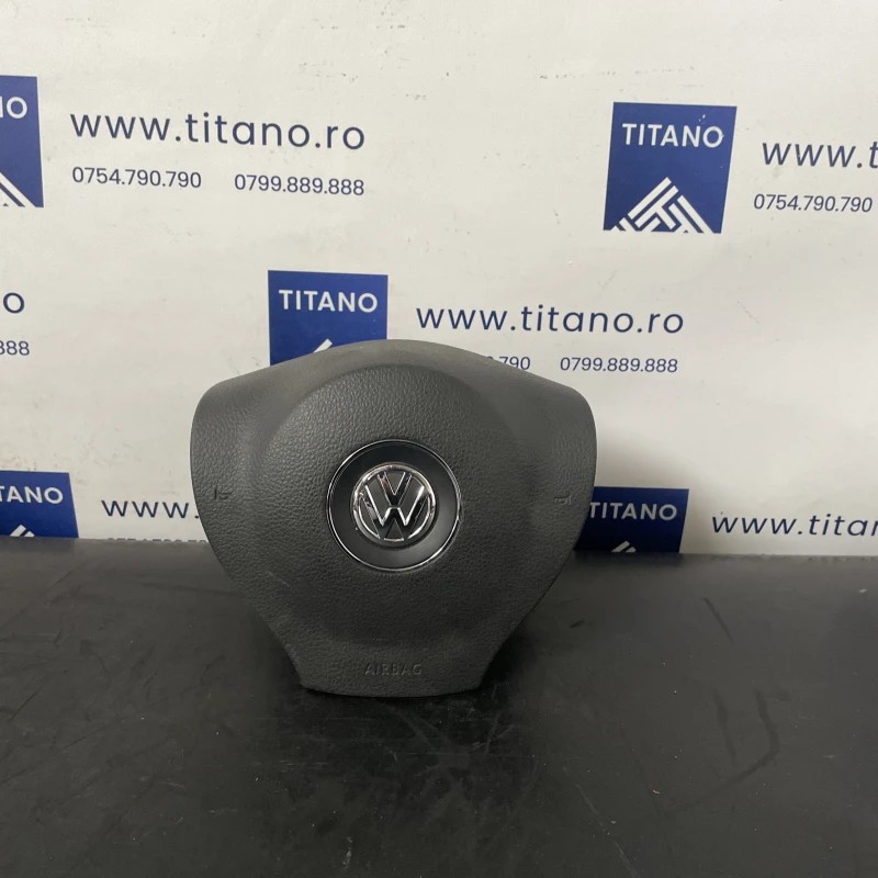 Airbag volan / Volkswagen Passat B7 2013 / Interior