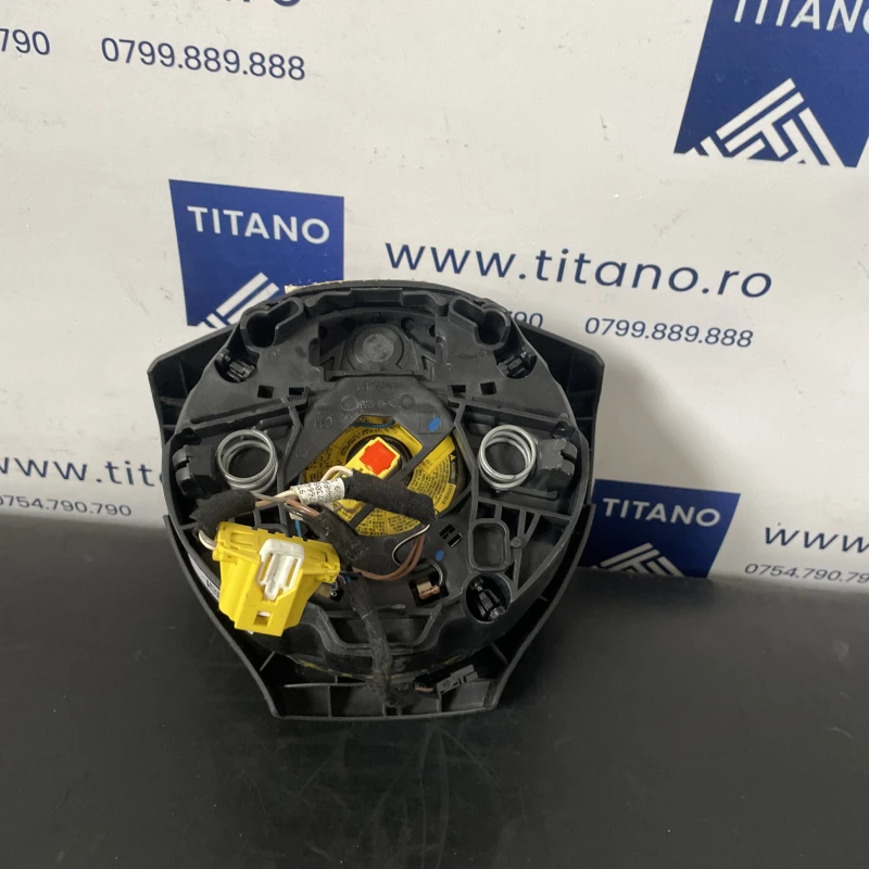 Airbag volan / Volkswagen Passat B7 2013 / Interior