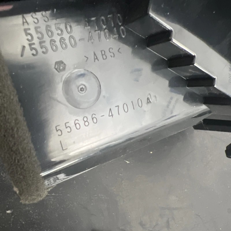 Grila aer bord / Toyota Prius Prius 3 2012 / Interior