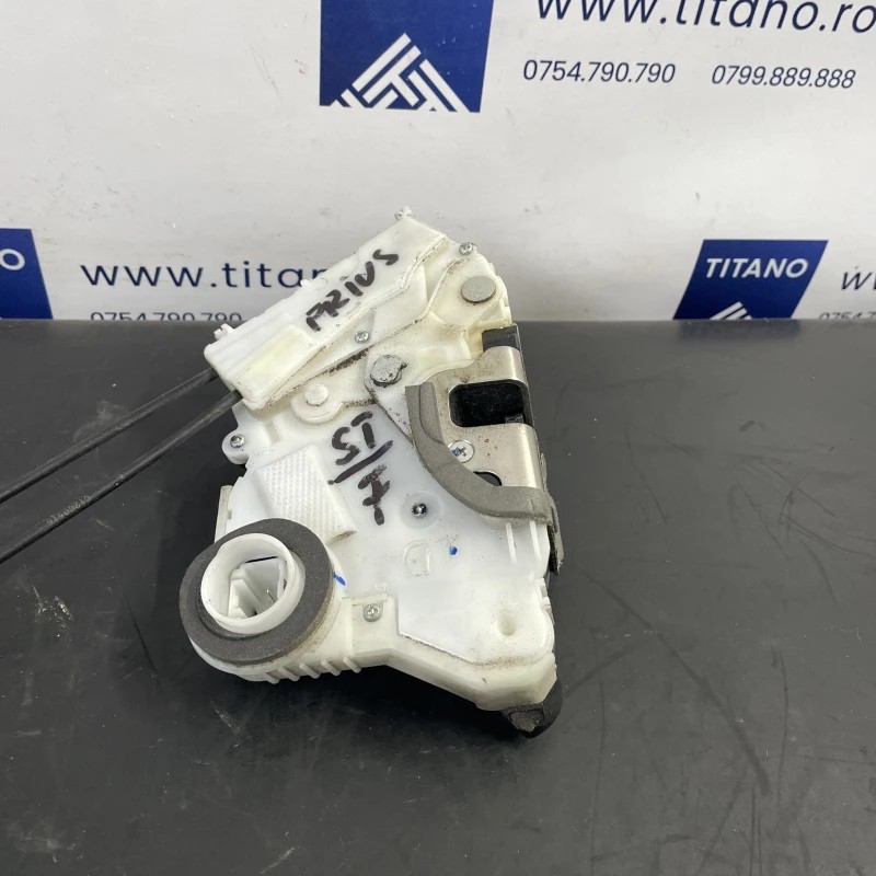 Iala broasca usa stanga fata / Toyota Prius Prius 3 2012 / Caroserie, oglinzi si faruri
