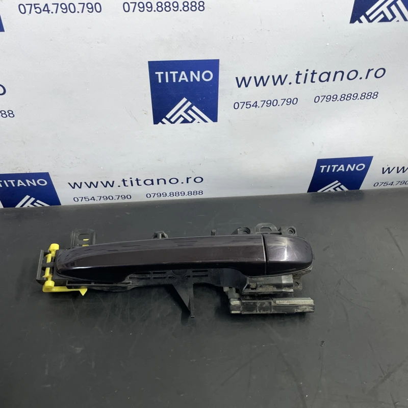 Maner usa dreapta fata Toyota Prius Prius 3 2012