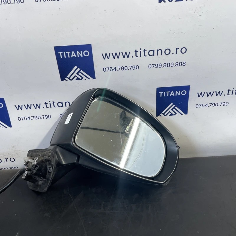 Oglinda dreapta / Toyota Prius Prius 3 2012 / Caroserie, oglinzi si faruri