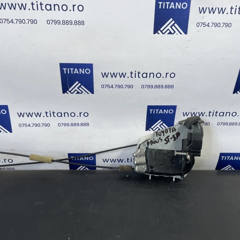 Iala broasca usa stanga spate / Toyota Prius Prius 3 2012 / Caroserie, oglinzi si faruri