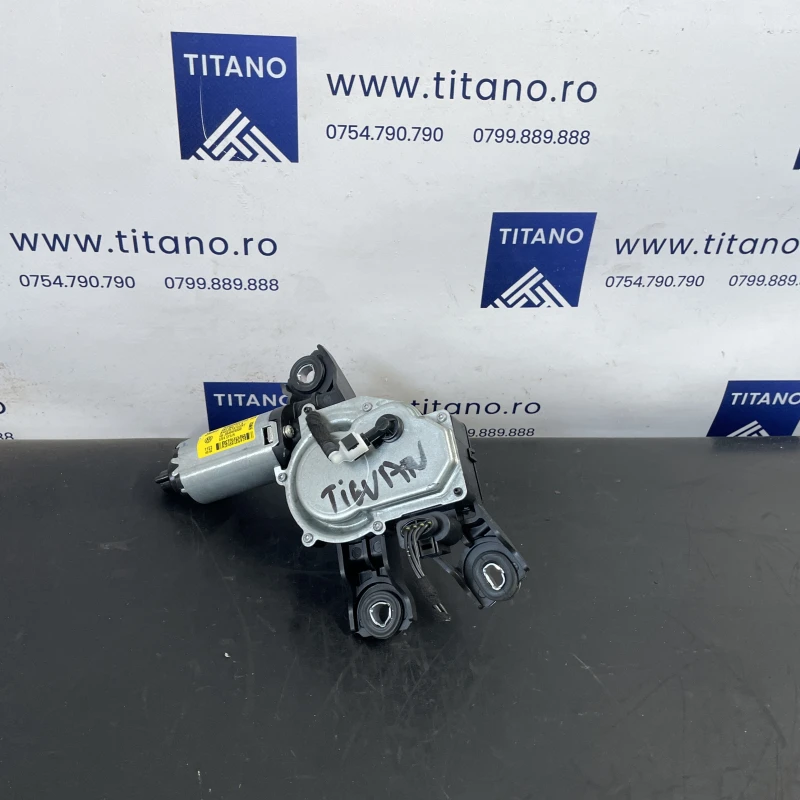 Motoras stergator haion / Volkswagen Tiguan 5N facelift 2012 / Caroserie, oglinzi si faruri