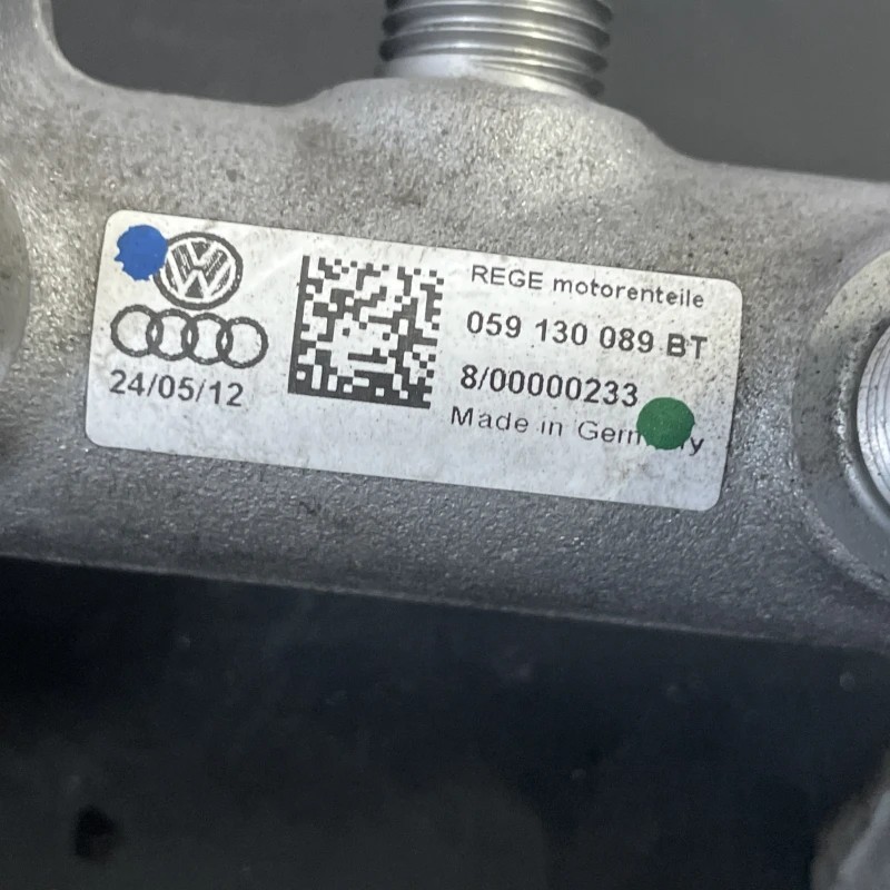 Rampa injectoare cu senzor / Audi A6 Allroad C7 2013 / Motor, racire si evacuare