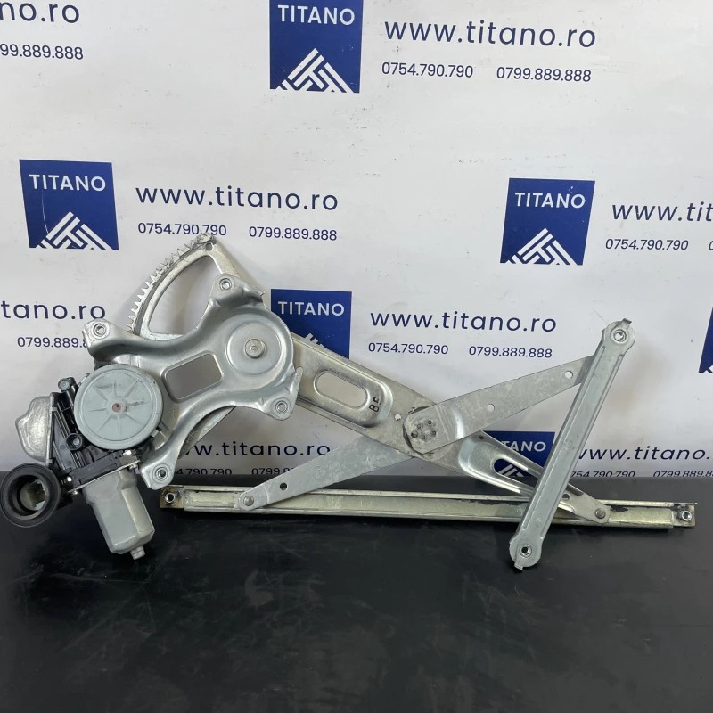 Macara geam stanga fata / Toyota Prius Prius 3 2012 / Caroserie, oglinzi si faruri