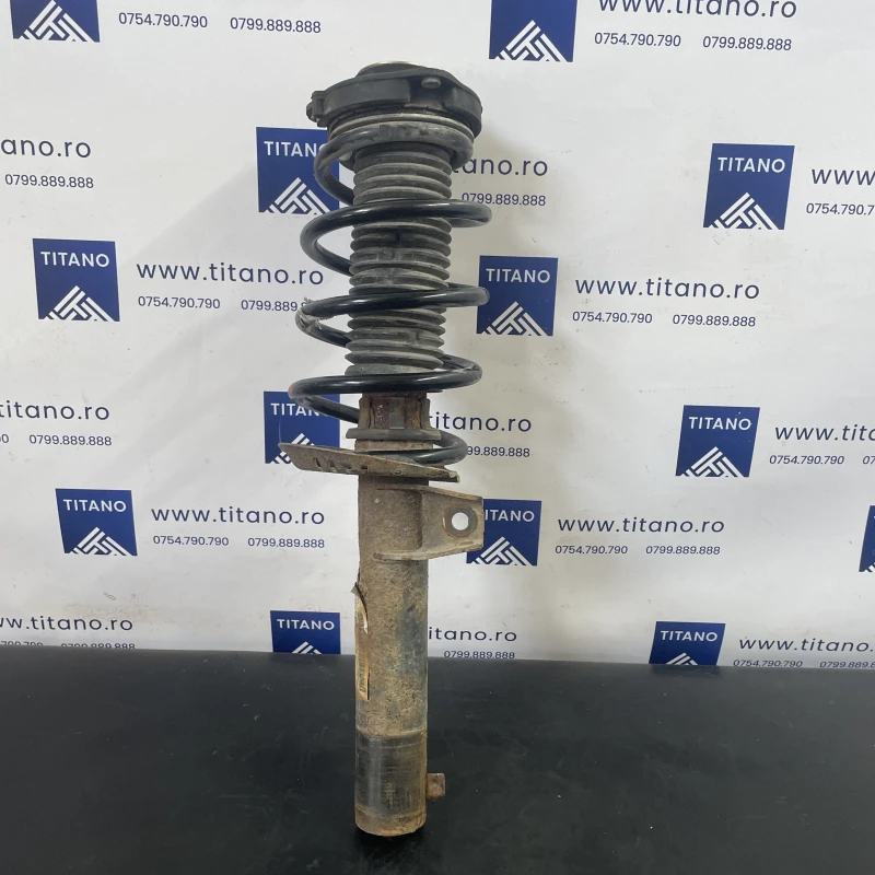 Amortizor telescop cu arc stanga fata / Volkswagen Tiguan 5N facelift 2012 / Directie si suspensie