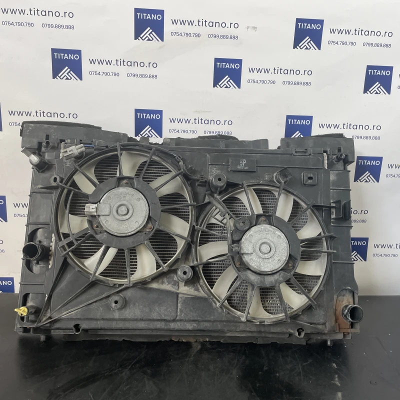 Set radiatoare cu electroventilator / Toyota Prius Prius 3 2012 / Motor, racire si evacuare
