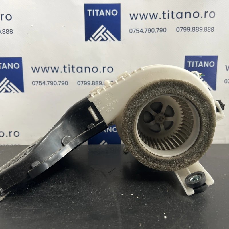 Ventilator baterie Hibryd / Toyota Auris E180 2014 / Audio si electronice