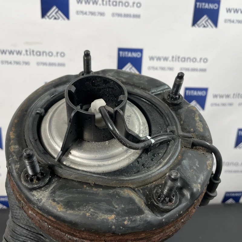 Perna aer stanga fata / Audi A6 Allroad C7 2013 / Directie si suspensie