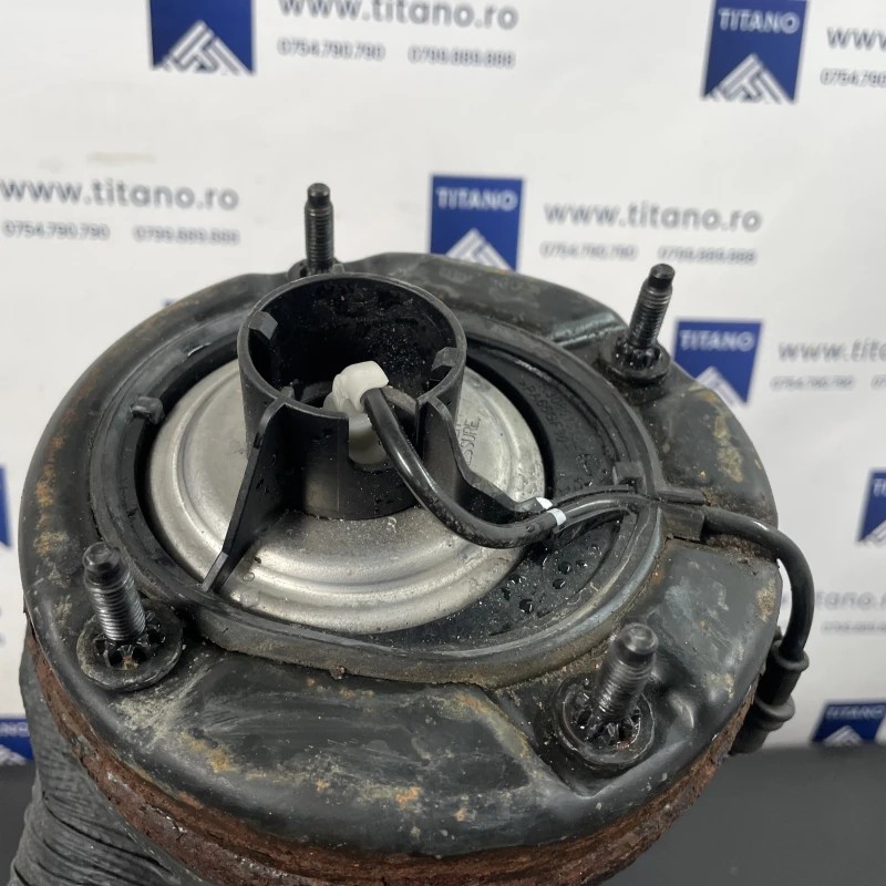 Perna aer stanga fata / Audi A6 Allroad C7 2013 / Directie si suspensie