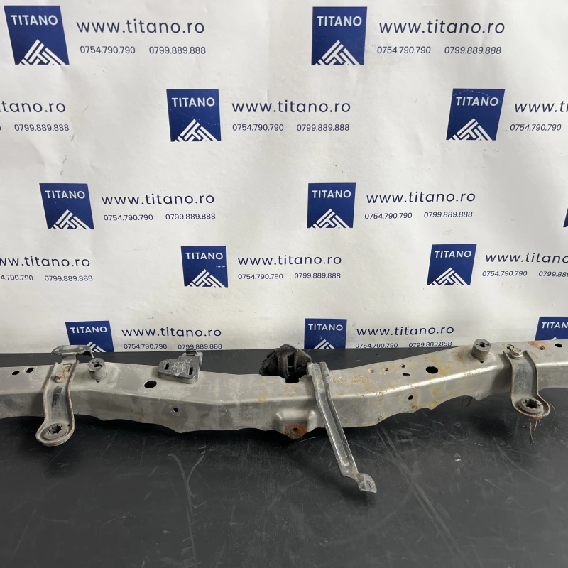 Traversa radiator Toyota Auris E180 2014