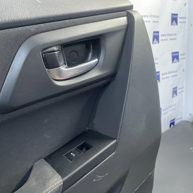 Panou tapiterie usa stanga spate / Toyota Auris E180 2014 / Interior
