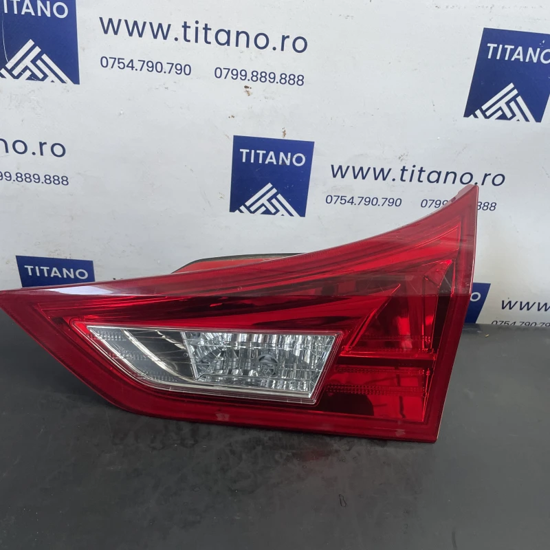 Stop dreapta haion Toyota Auris E180 2014
