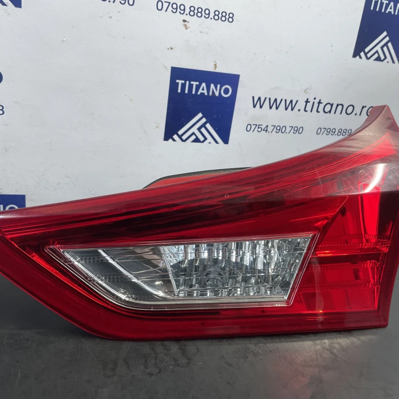 Stop dreapta haion / Toyota Auris E180 2014 / Caroserie, oglinzi si faruri