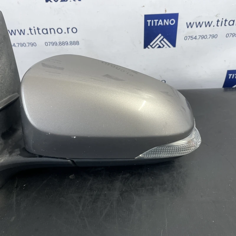 Oglinda stanga / Toyota Auris E180 2014 / Caroserie, oglinzi si faruri