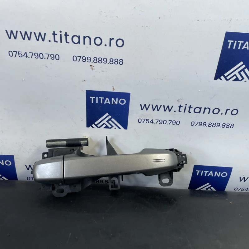 Maner usa dreapta fata Toyota Auris E180 2014