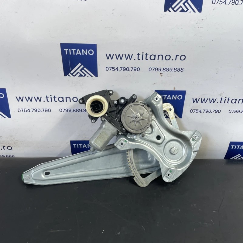 Macara geam dreapta spate / Toyota Auris E180 2014 / Caroserie, oglinzi si faruri