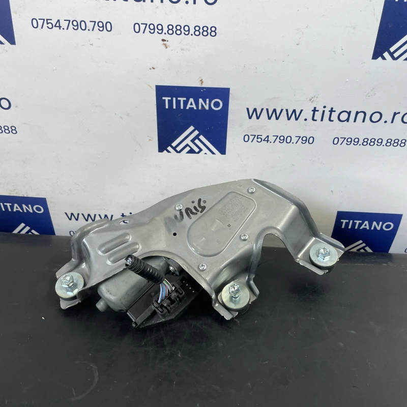 Motoras stergator haion / Toyota Auris E180 2014 / Caroserie, oglinzi si faruri