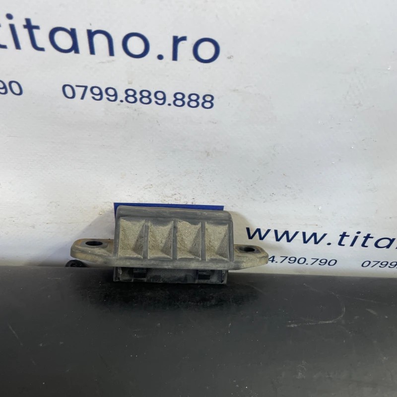Maner buton deschidere haion / Toyota Auris E180 2014 / Caroserie, oglinzi si faruri