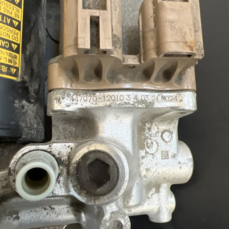 Actuator pompa abs / Toyota Auris E180 2014 / Frane